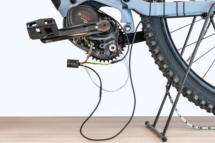 Tuning chip with Bluetooth for e-bikes with Bosch motors with