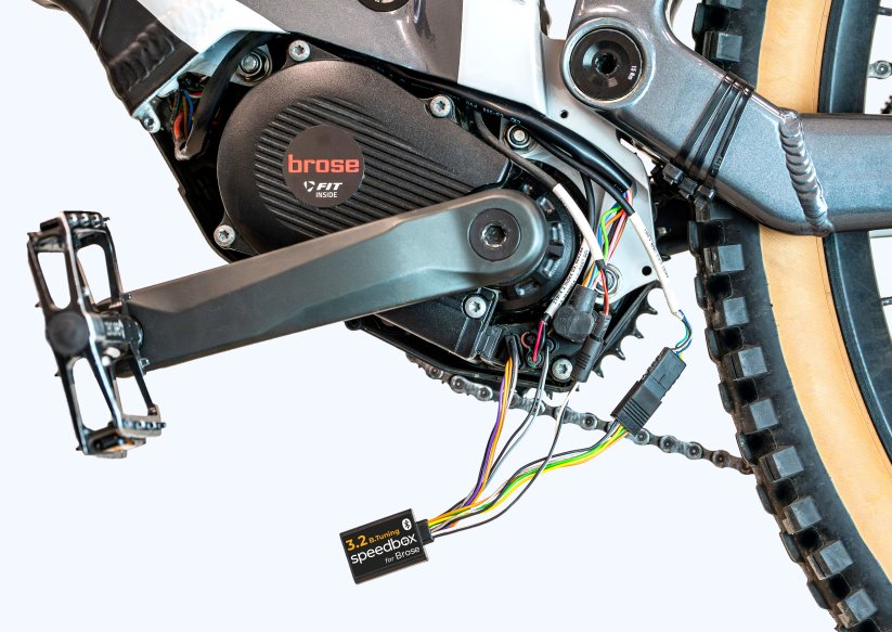 Montage des SpeedBox 3.2 B.Tuning für Brose S-Mag Pro FIT